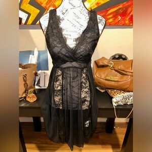 Avid love Black Lace Lingerie dress size medium nwt